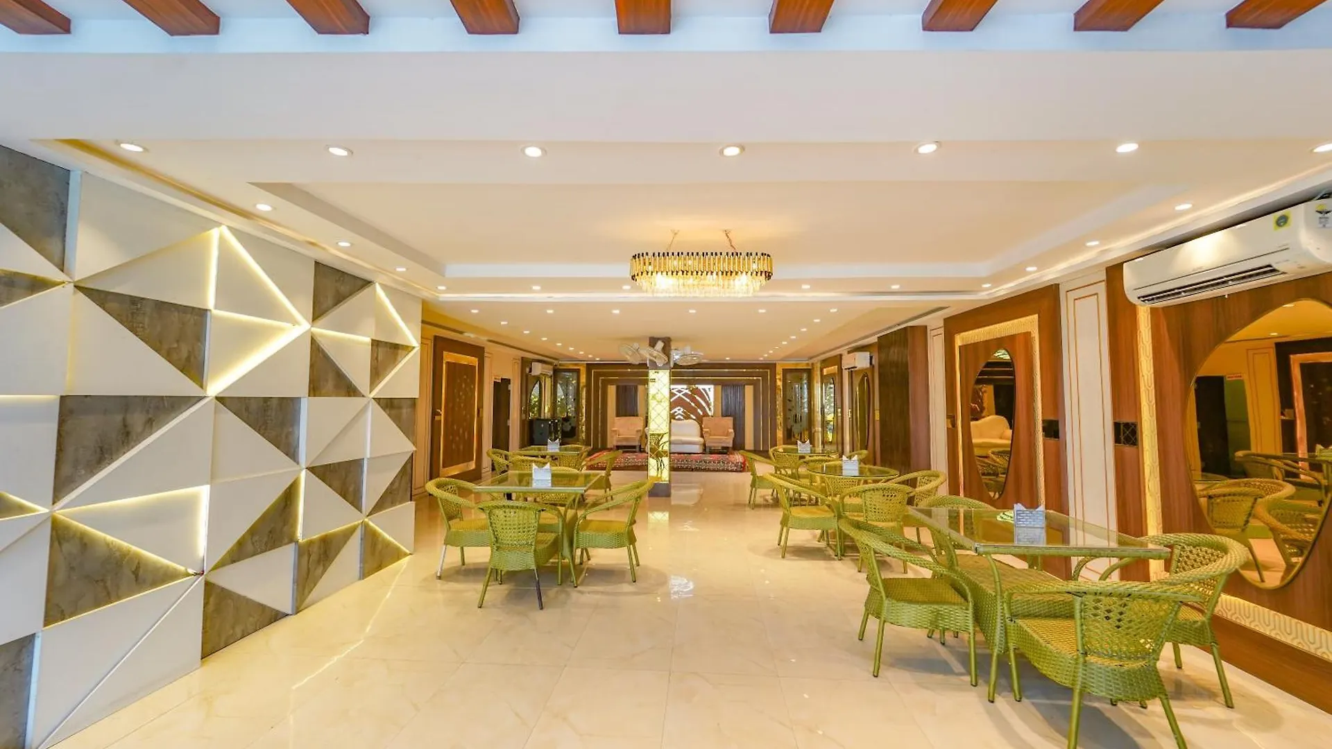 Shiv Rudraksh Resort, Near Assi Ghat Varanasi 3*,