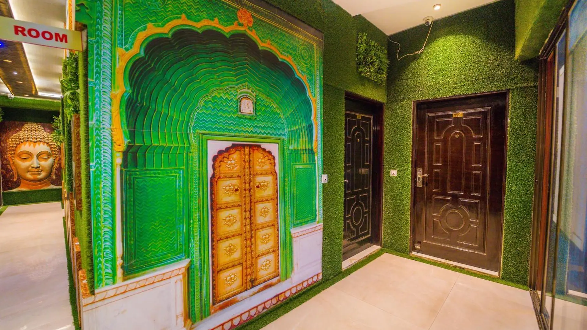 *** Hotel Shiv Rudraksh Resort, Near Assi Ghat Varanasi India
