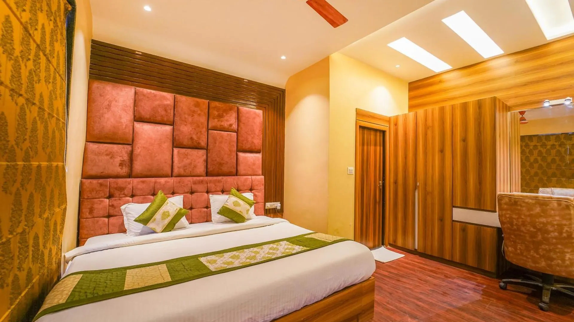 Hotel Shiv Rudraksh Resort, Near Assi Ghat Varanasi
