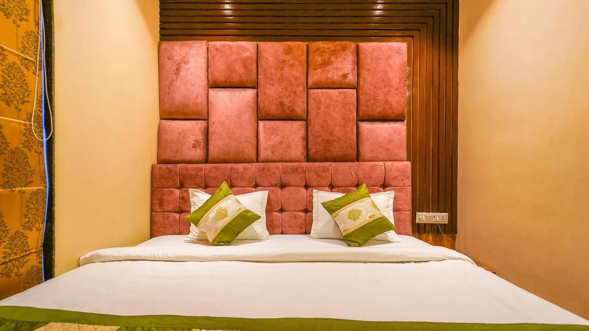 Shiv Rudraksh Resort, Near Assi Ghat Varanasi