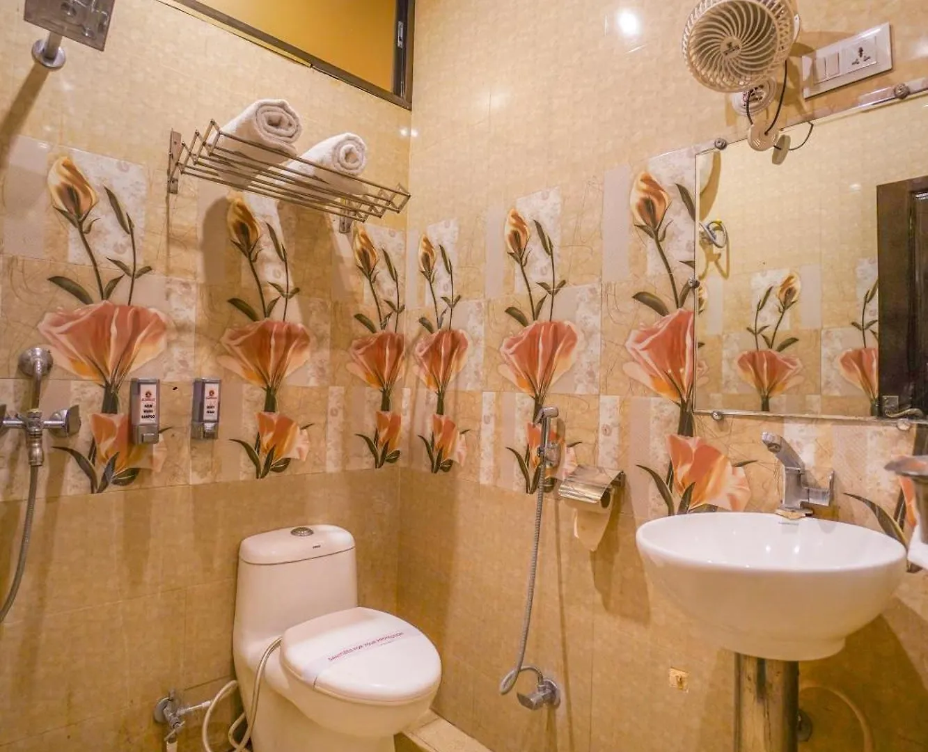 Shiv Rudraksh Resort, Near Assi Ghat Varanasi Hotel