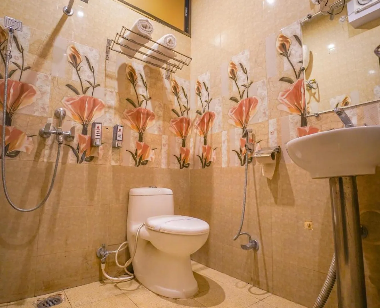Shiv Rudraksh Resort, Near Assi Ghat Varanasi India