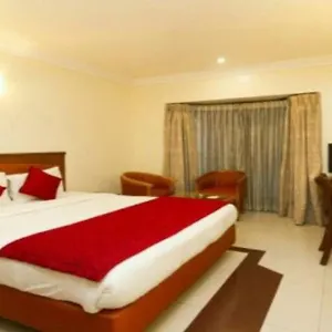 Hotel Goroomgo New Ashiyana Palace