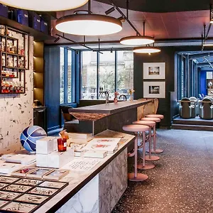 Hotel Tribe Batignolles Paris