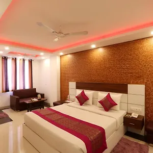 Bed & Breakfast Classic Paradise New Delhi